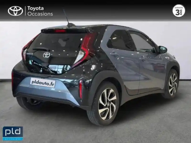 Toyota Aygo X 1.0 vvt-i 72ch design my24 — photo 5