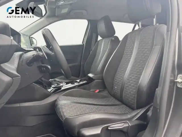 Peugeot 2008 puretech 130 s&amp;s eat8 — photo 9