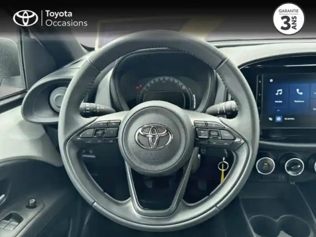 Toyota Aygo x 1.0 vvt-i 72ch dynamic my24 — photo 13