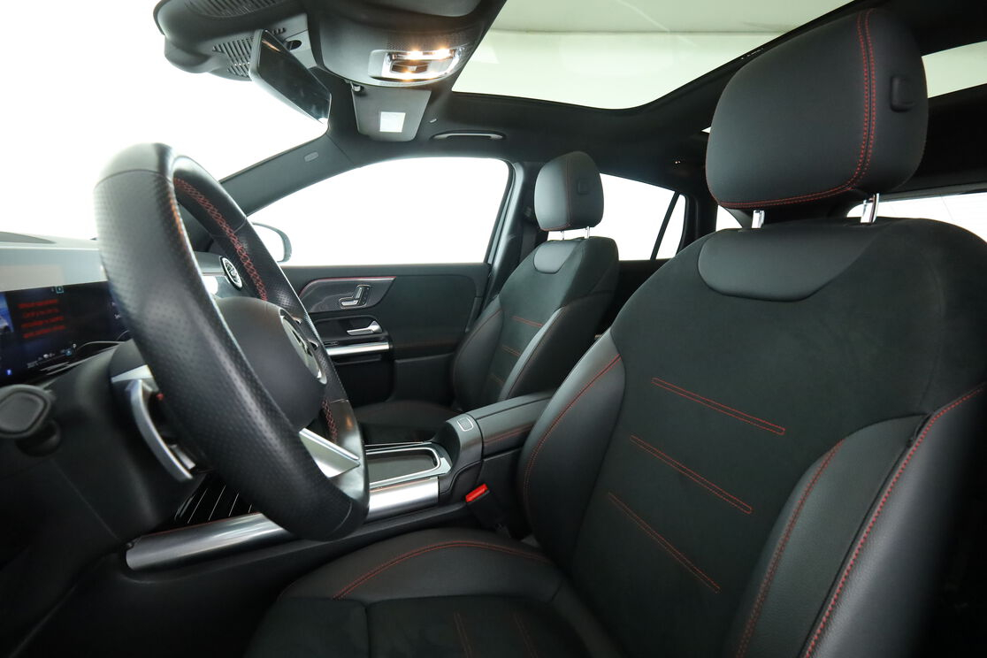 Mercedes-Benz GLA 250 e AMG Line 8G-DCT — photo 9