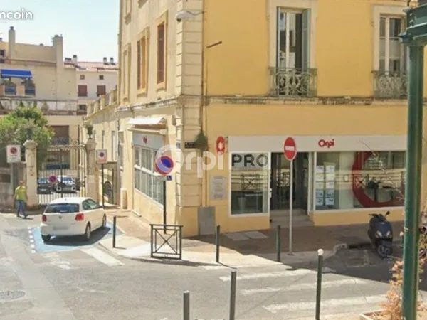 Local commercial 128 m²