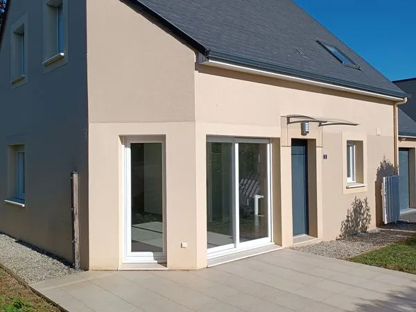 Maison 2014 - 95 m² - 5 pièces - DPE A