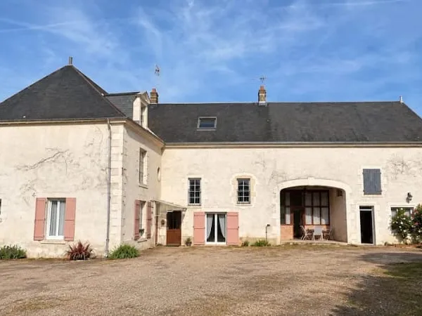 Maison 12 pièces 374 m²