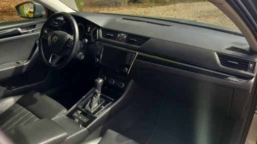 Skoda Superb 1.8 TSI 180 DSG7 - Laurin & Klement – 2016 – 149981 km – Essence – Boîte Automatique — photo 22