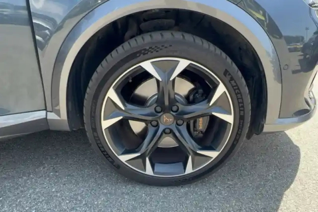Cupra Formentor 1.4 e-hybrid 245 ch dsg6 — photo 3