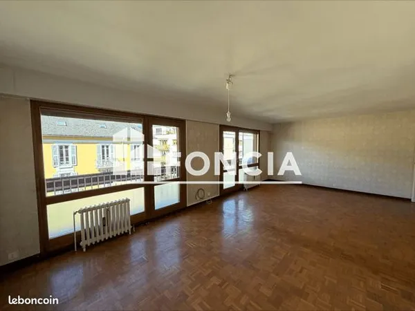 Appartement 4 pièces 90 m²