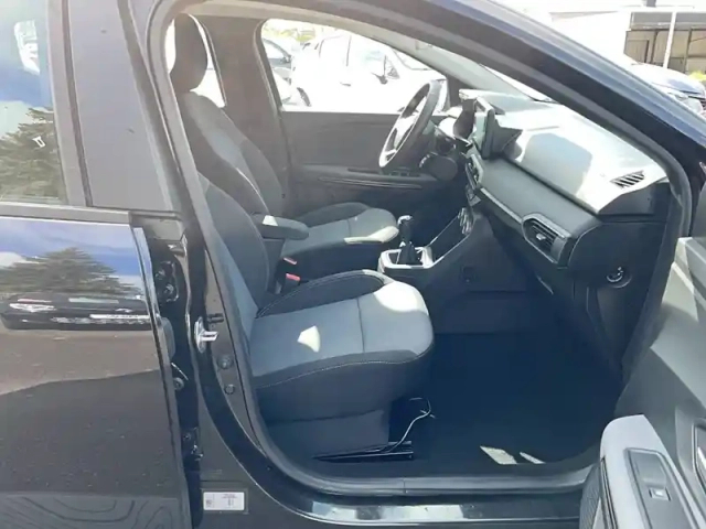 Dacia Sandero tce 90 gsr2 — photo 30