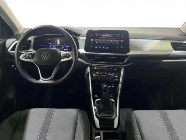 Volkswagen T-Roc 1.5 tsi evo 150 start/stop dsg7 life — photo 8