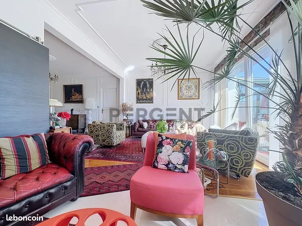 Maison de ville 9 pièces 206 m²