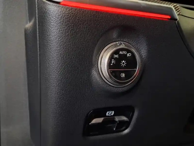 Mercedes Classe C 200 d berline amg lin — photo 12
