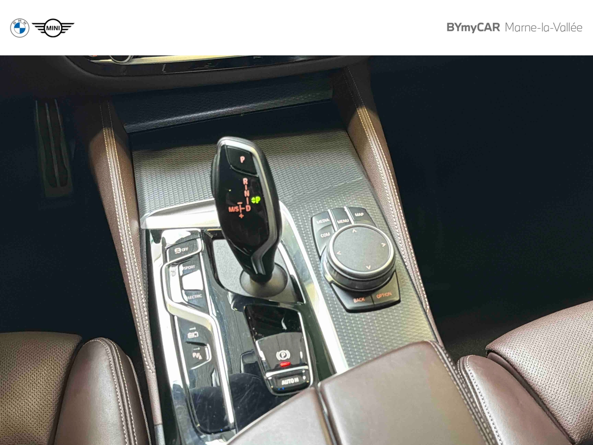BMW 545e TwinPower Turbo xDrive 394 ch BVA8 — photo 15