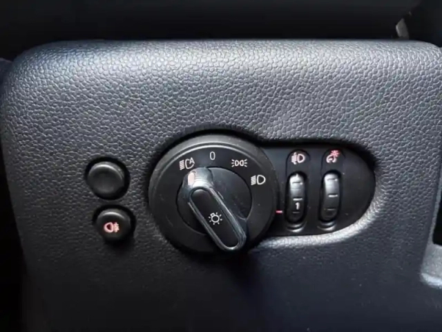 Mini Mini cooper 136ch edition premium plus bva7 — photo 13
