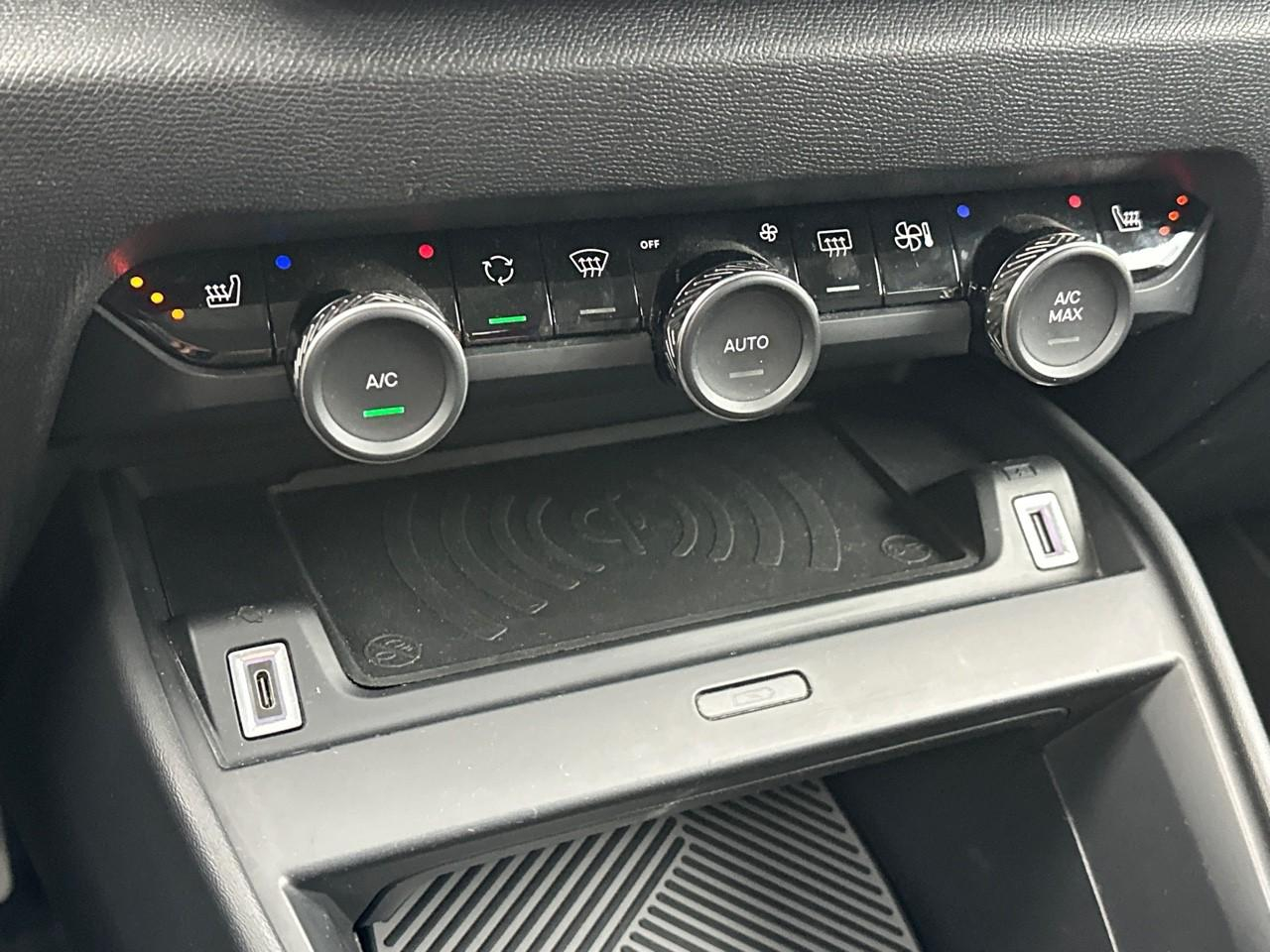 Citroën C4 e-c4 136 ch automatique shine pack — photo 28
