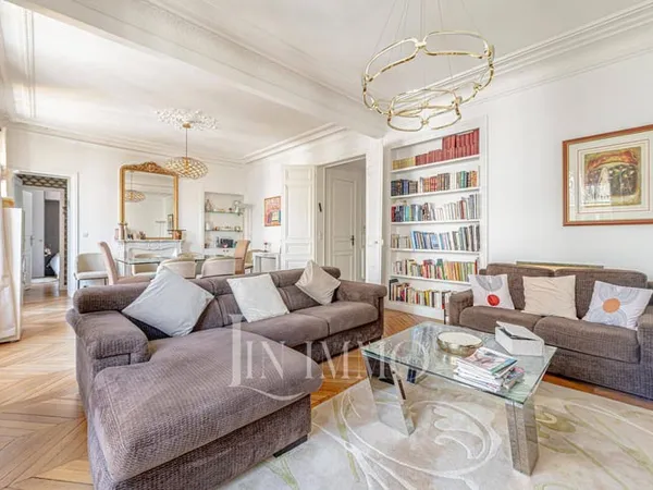Appartement 4 pièces 87 m²