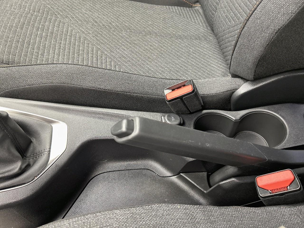 Peugeot 2008 100 s&s bvm6 style — photo 18