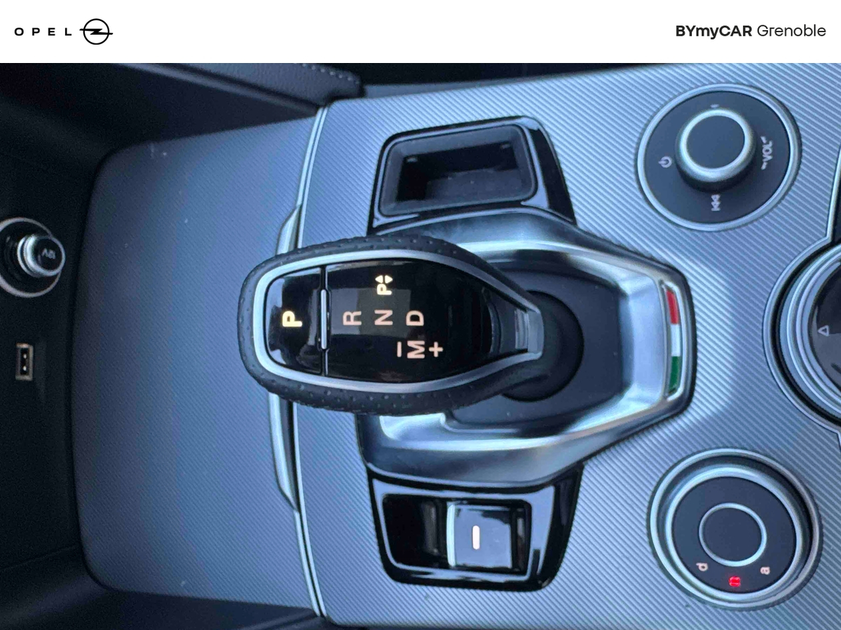 Alfa Romeo Stelvio 2.2 210 ch Q4 AT8 — photo 23