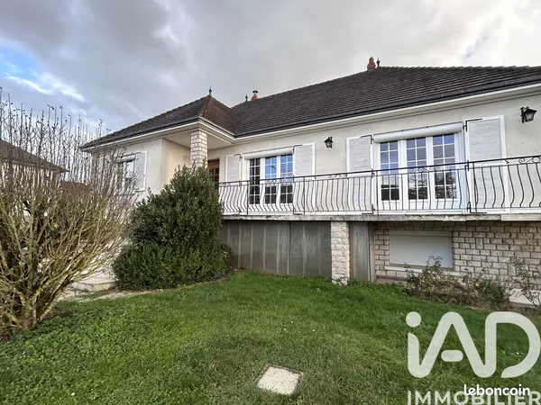 Maison 5 pièces 229 m²