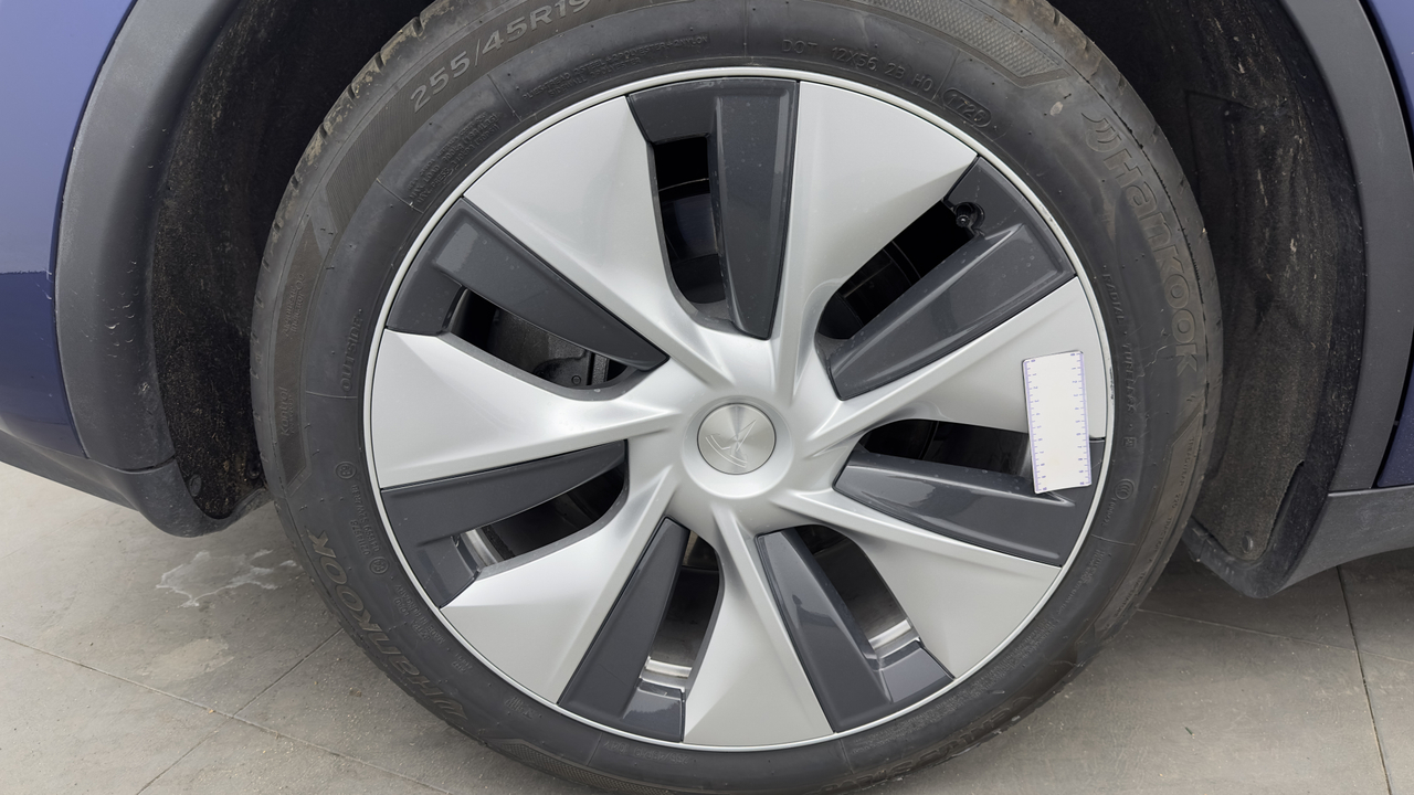 Tesla MODEL Y Grande Autonomie Dual Motor AWD — photo 46