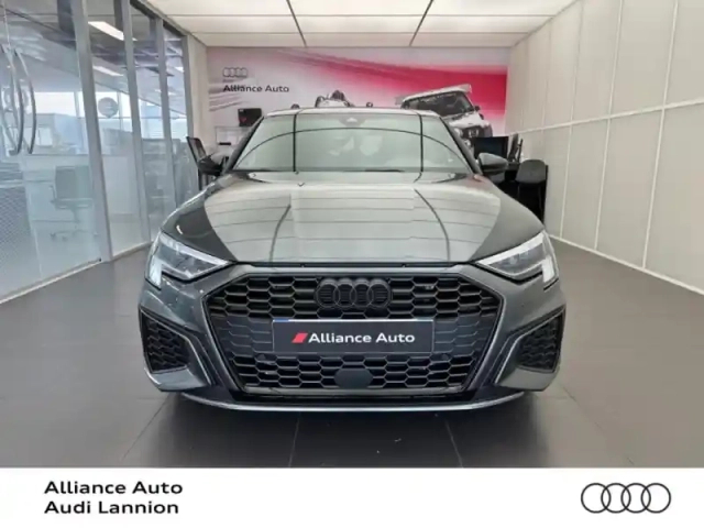 Audi A3 sportback 40 tfsi e 204ch s line s tronic 6 — photo 2