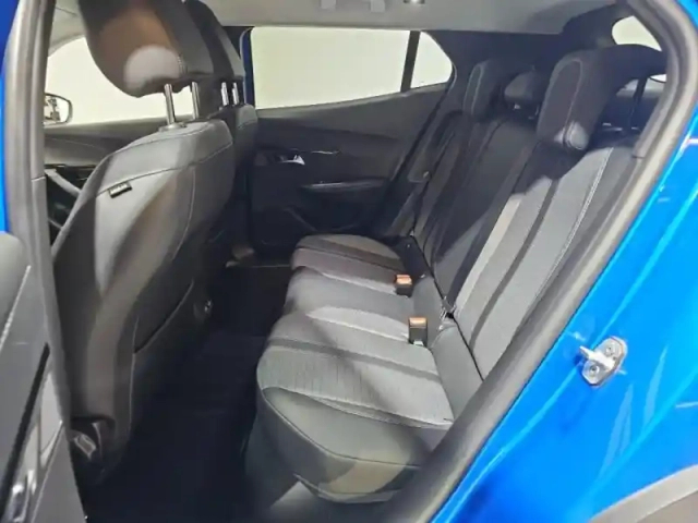 Peugeot 2008 1.2 puretech 100ch s&amp;s allure pack — photo 12