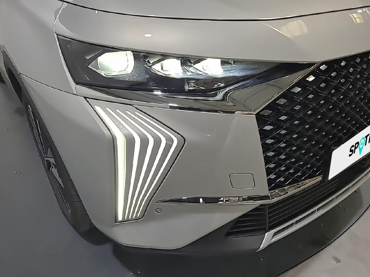 Ds Ds 7 crossback hybride rechargeable e-tense 225 eat8 opera — photo 24