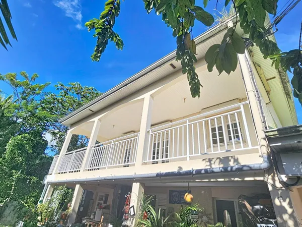 Appartement T3 avec véranda situé 2 min de la Galléria