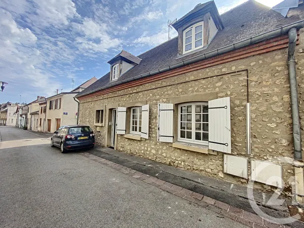 Appartement 3 pièces 122 m²