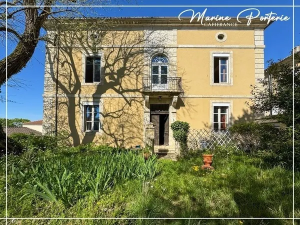Maison de maître à révéler au coeur de Jegun - charme, volumes et cachet exceptionnel
