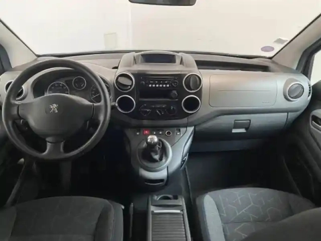 Peugeot Partner tepee 1.2 110 regulateur bluetooth clim — photo 8