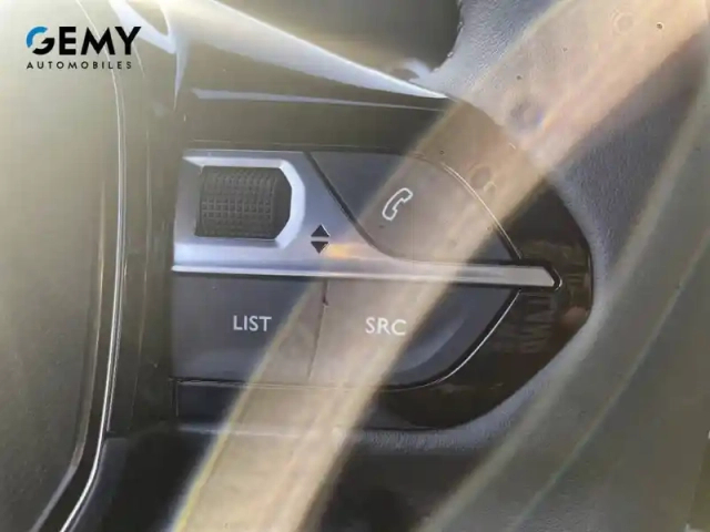 Peugeot 2008 electrique 54 kwh 156 ch — photo 41