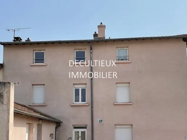 IMMEUBLE GREZIEU LA VARENNE / LIMITE CRAPONNE