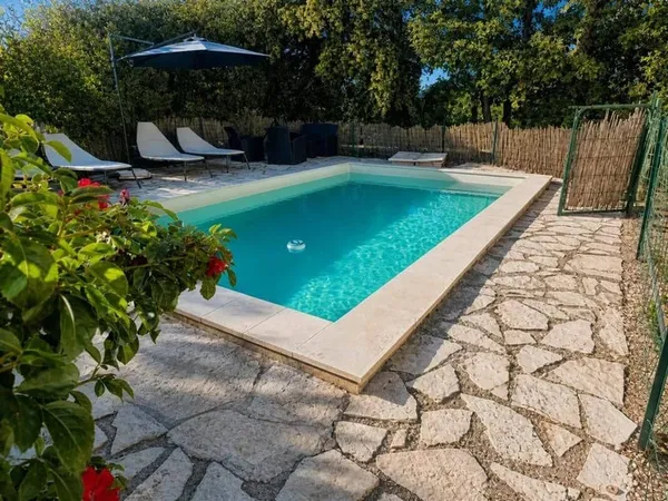 Maison 10 pièces 199 m²