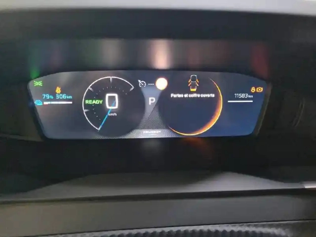 Peugeot 2008 electrique 54 kwh 156 ch — photo 29