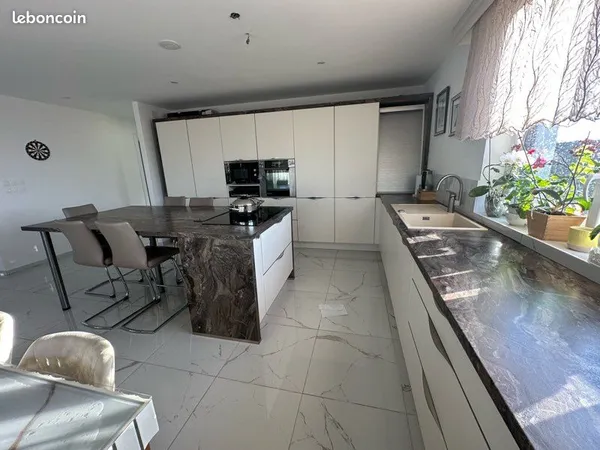 À LOUER - Appartement de 130 m²