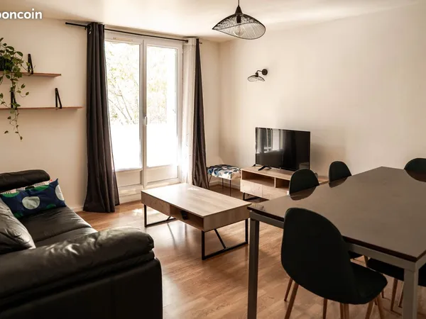 Colocation meublée - 3 chambres - Appartement 65 m² - Résidence Vauban (Rue Eblé)