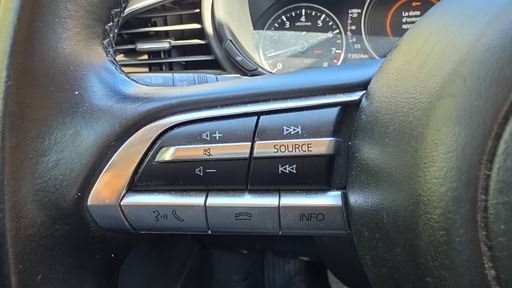 Mazda CX-30 2.0 SkyActiv-X 186 Mild Hybrid - Homura – 2023 – 73924 km – Hybride essence – Boîte Manuelle — photo 16