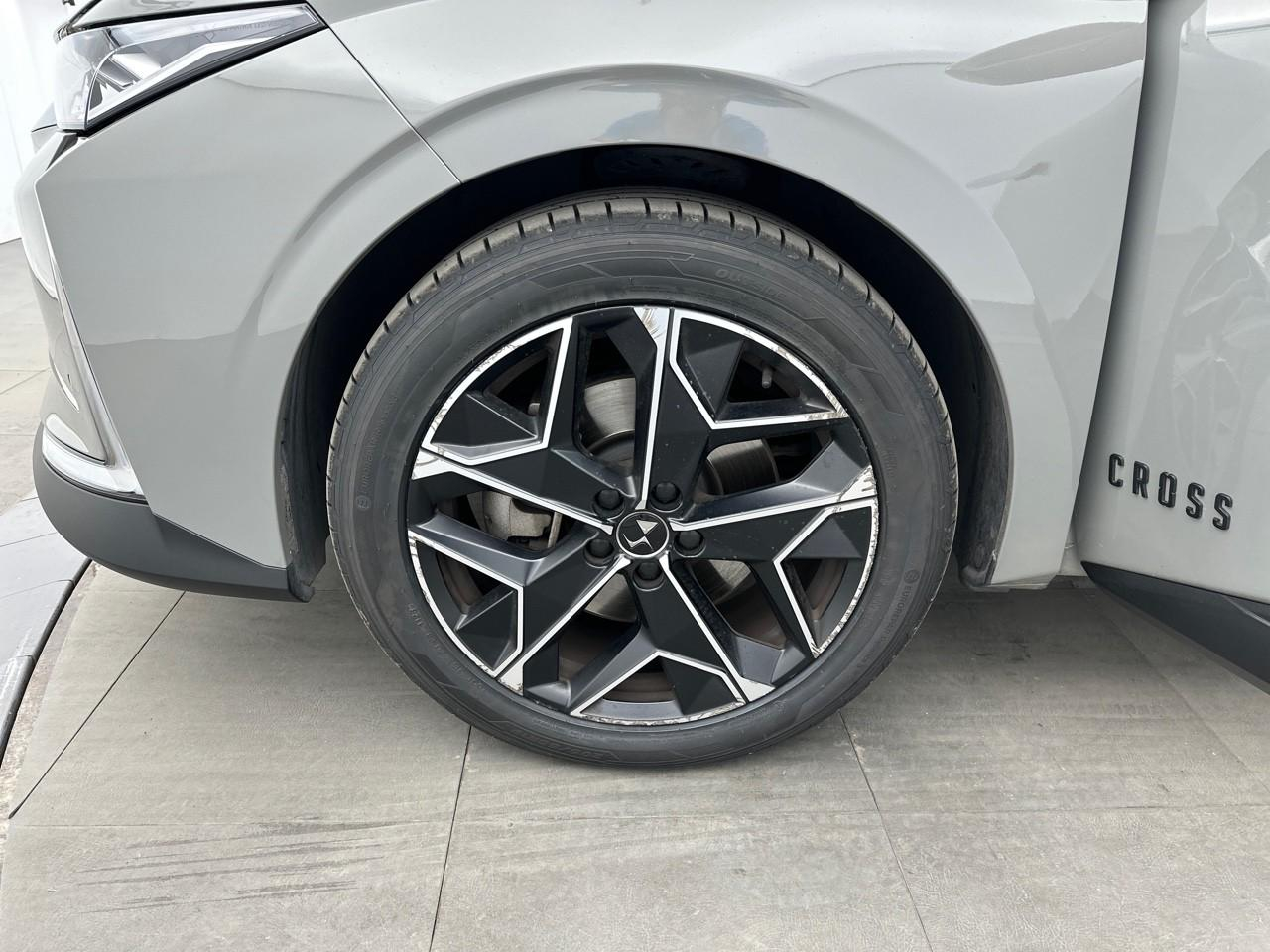 Ds Ds 4 puretech 180 eat8 cross rivoli — photo 14
