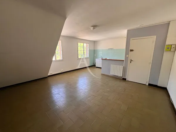 Studio CHOUZY SUR CISSE 32 m²