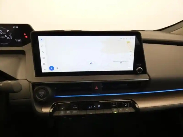 Toyota Prius hybride rechargeable 223ch design — photo 22
