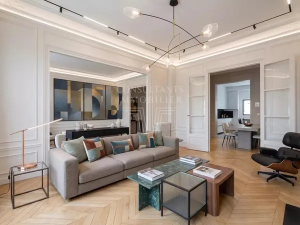 Vends t6 et plus - 150 m² - Paris 16ème