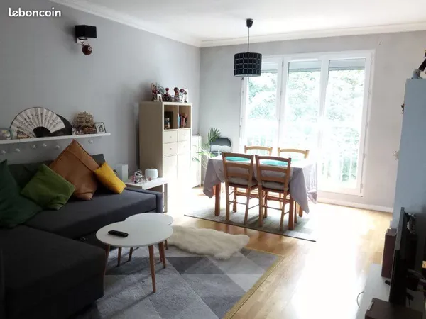 T3 non meublé 54 m² - Poissy - 5 min gare - Parking + cave - Vue Seine