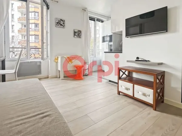 Studio 1 pièce 17 m²