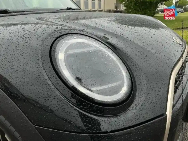 Mini Cooper 3 portes s 204ch favoured dkg7 — photo 13