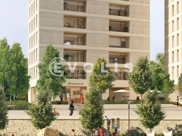 Local commercial 108 m²