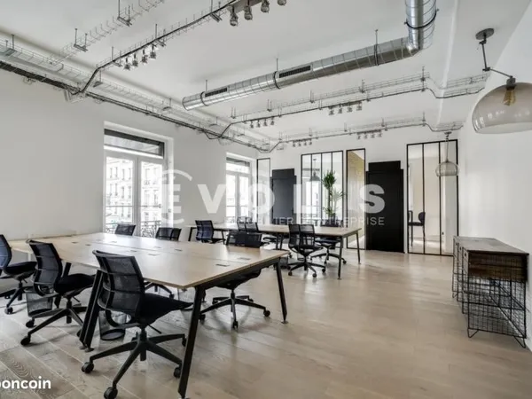 Bureaux 200 m²