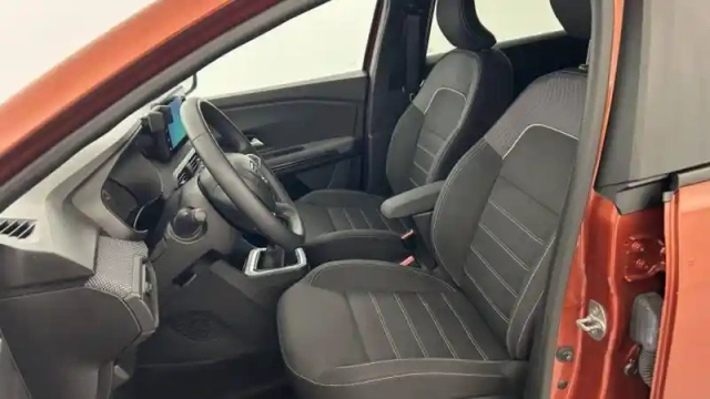 Dacia Jogger tce 110 7 places — photo 13