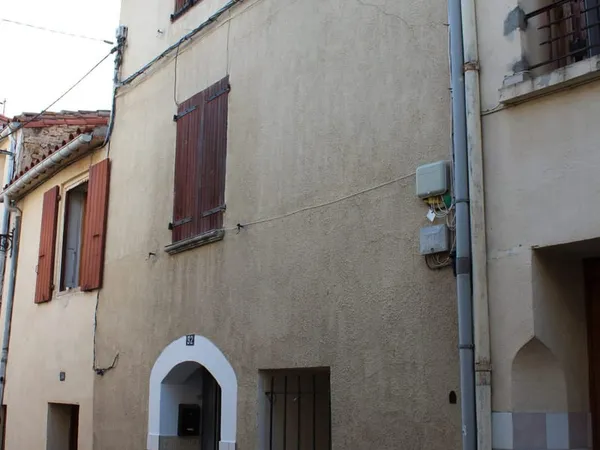 Maison de village à rendement locatif