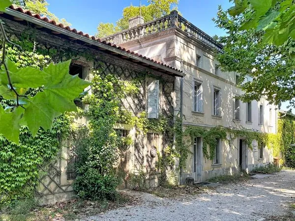 Maison 15 pièces 490 m²