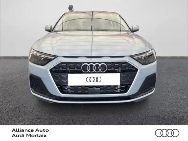 Audi A1 sportback 30 tfsi 116ch design s tronic 7 — photo 17
