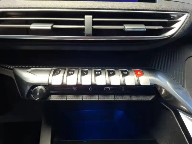 Peugeot 3008 puretech 130ch s&amp;s bvm6 — photo 27